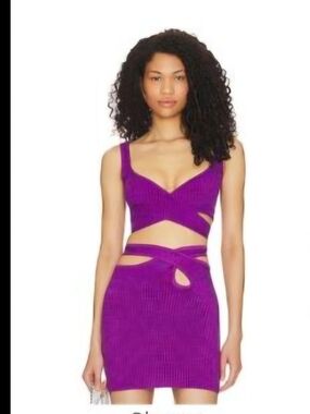 h:ours Purple Cutout Ribbed Top And Skirt Set